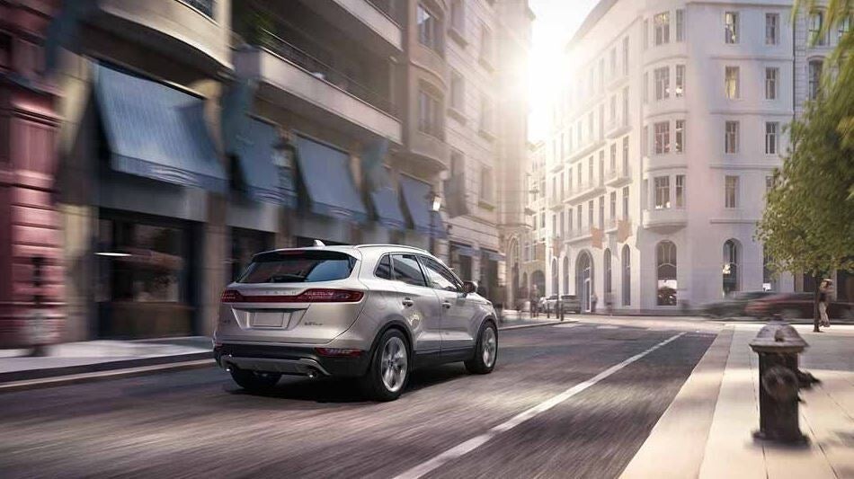 Dealerships near New Orleans Present the Advanced 2017 Lincoln MKC