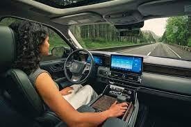 Lincoln ActiveGlide Technology allows hands-free driving